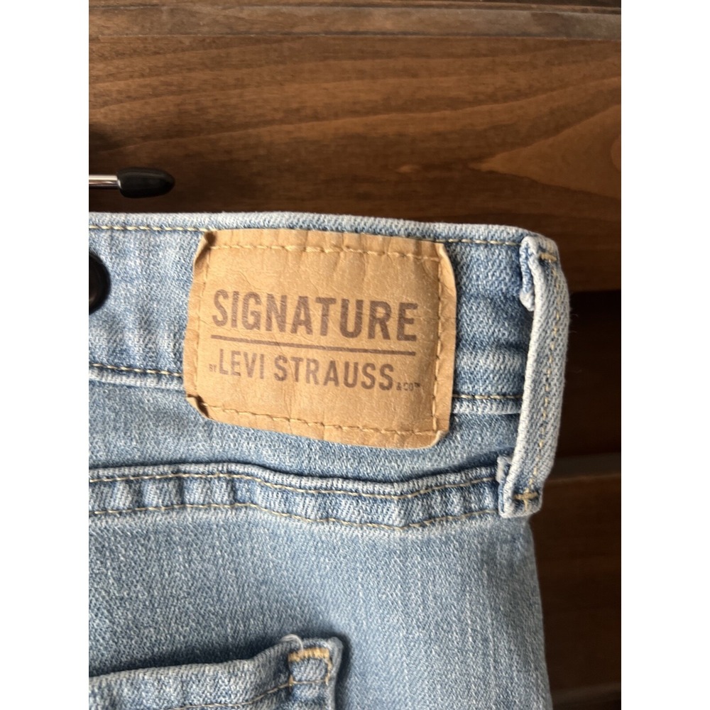 LEVI Signature-Women's 5 Pocket Stretch Denim Jeans Size 35/30 - Picture 9 of 12